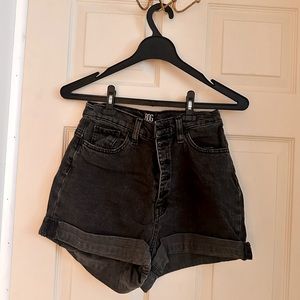 BDG shorts size 27
